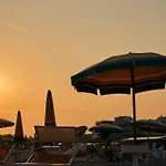 Flat For Seven Guests In With Pool Апартаменти Бібіоне