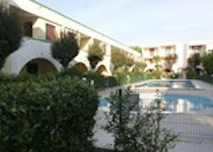 Flat For Seven Guests In With Pool Lejlighed *